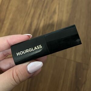 Hourglass Caution Extreme Lash Mascara Ultra Black